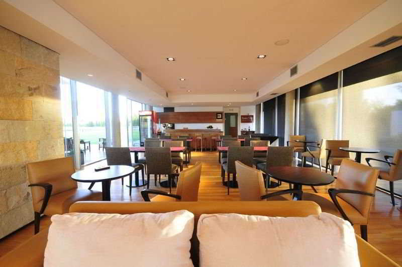 Herradura Hotel Suites เนวเก็น ภายนอก รูปภาพ