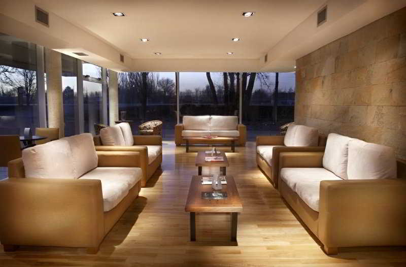 Herradura Hotel Suites เนวเก็น ภายนอก รูปภาพ